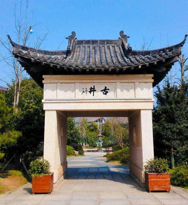 江西十大适合中老年人旅游的地方是什么，江西适合老年人去的旅游景点（拥有世界唯一的富硒温泉）