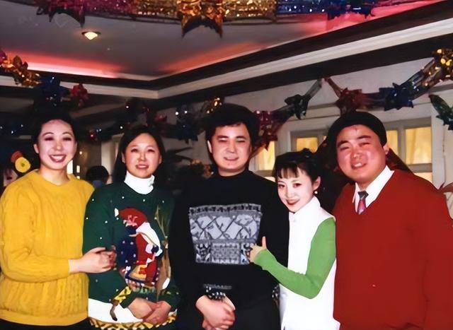 闪闪的红星潘冬子人物简介，娶普通人张玲亚为妻