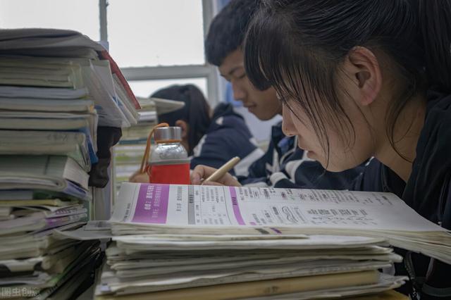 含有情字的成语，带情字的成语有哪些成语（哪些词，可以形容爱情的美好）