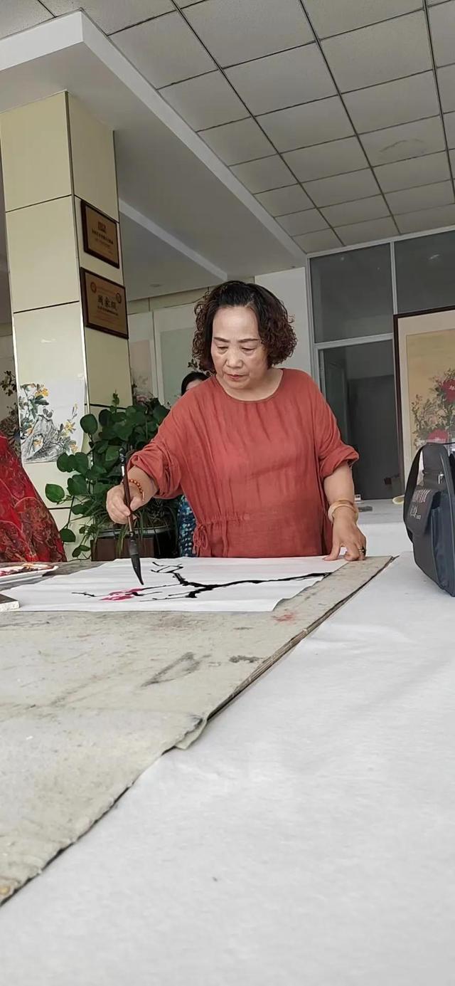 怎样加强个人职业道德修养，如何提高个人职业道德（加强职业道德自律学习）