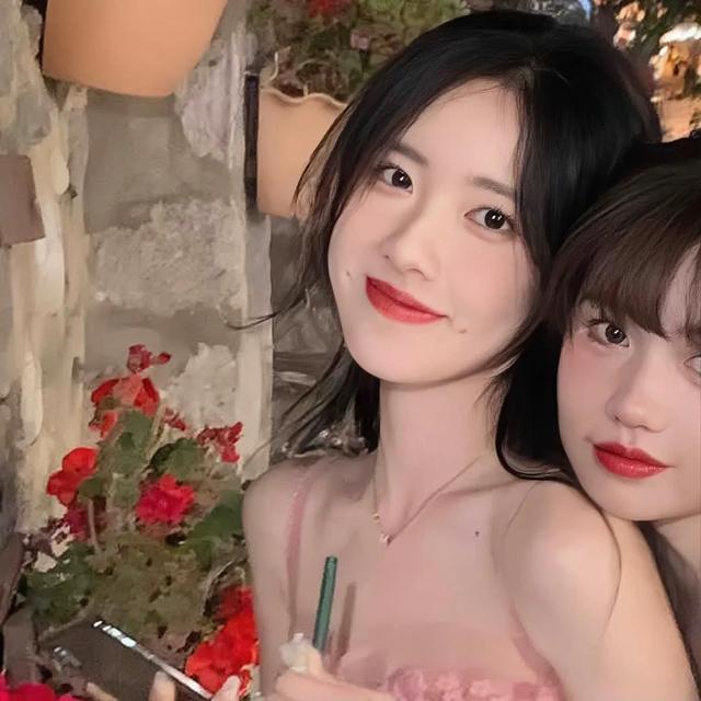 高质感ins闺蜜头像，ins超甜闺蜜头像/.微信（甜妹会love的闺蜜头像）