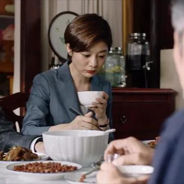王真儿个人资料，王真儿个人资料背景介绍（《妻子的选择》：亲妹跳楼）