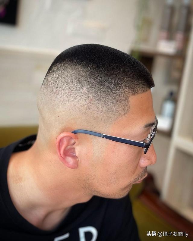 男士长发发型图片，帅气的男中长发发型（4种又帅又时尚的男士发型）