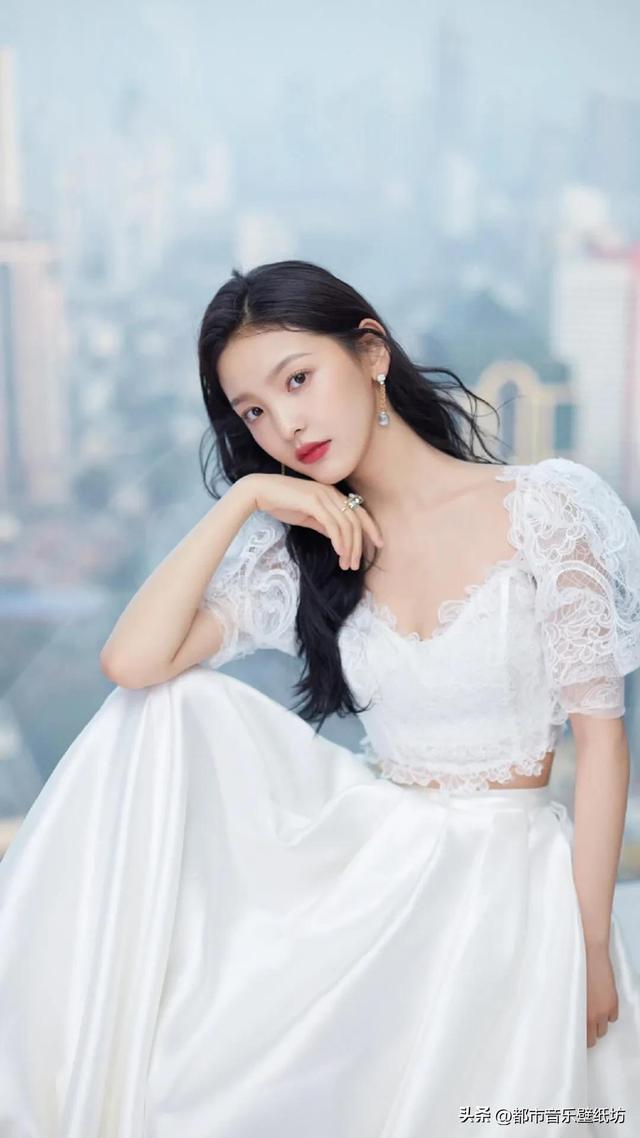 章若楠个人资料，章若楠个人资料体重（章若楠高清性感写真）