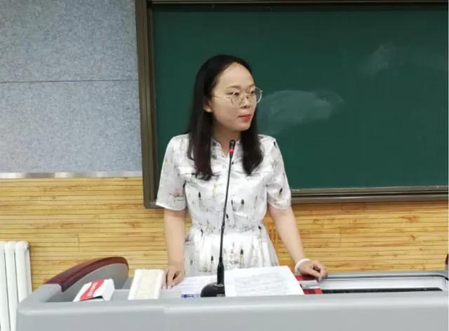 公费师范生出来工资多高，公费师范生毕业后工资真的很低吗（“公费师范生”明明条件优渥）