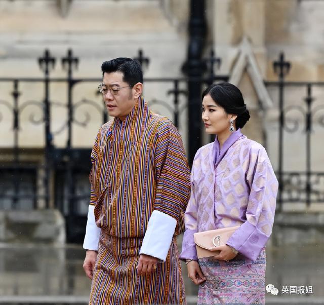 英国现任国王是谁，英国新任国王查尔斯简介（“70年太子”终于加冕成英国国王）