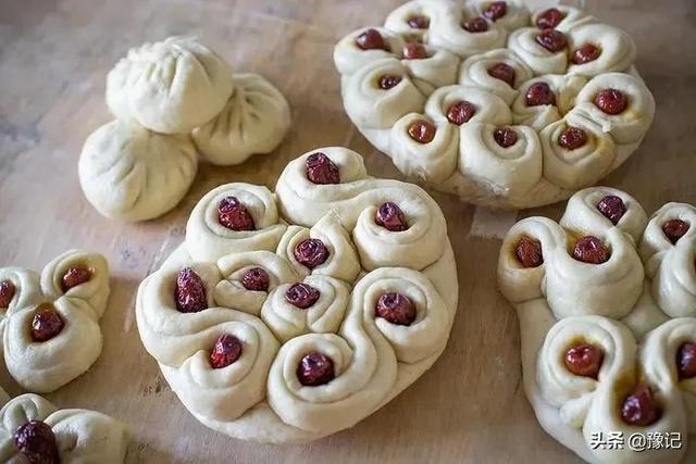 河南的春节习俗，河南人的过年风俗（河南各地的老家过年一定要吃啥）