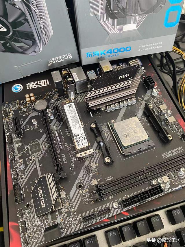 带wifi的主板，带wifi的主板如何使用（520蓝牙WIFI主板配AMD锐龙PRO处理器跑分16万）