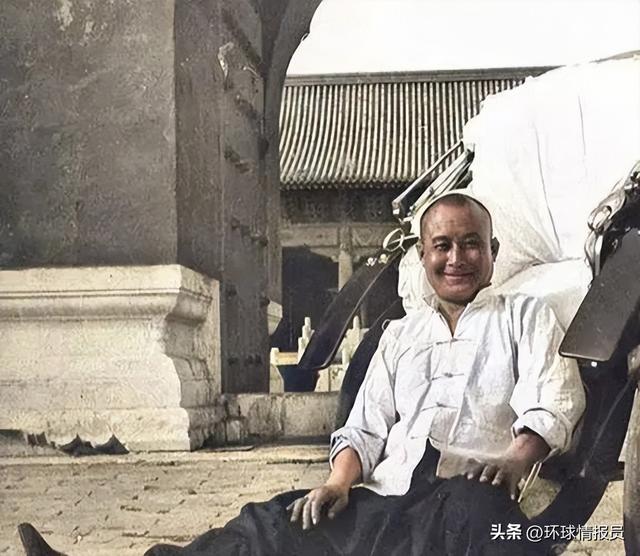 满族人现在说什么语言，清朝官方语言：满语