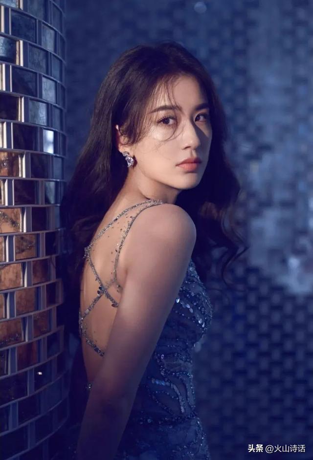 黄圣依拍过的电影，黄圣依有拍哪些电视剧（黄圣依：婚变风波后首露面）