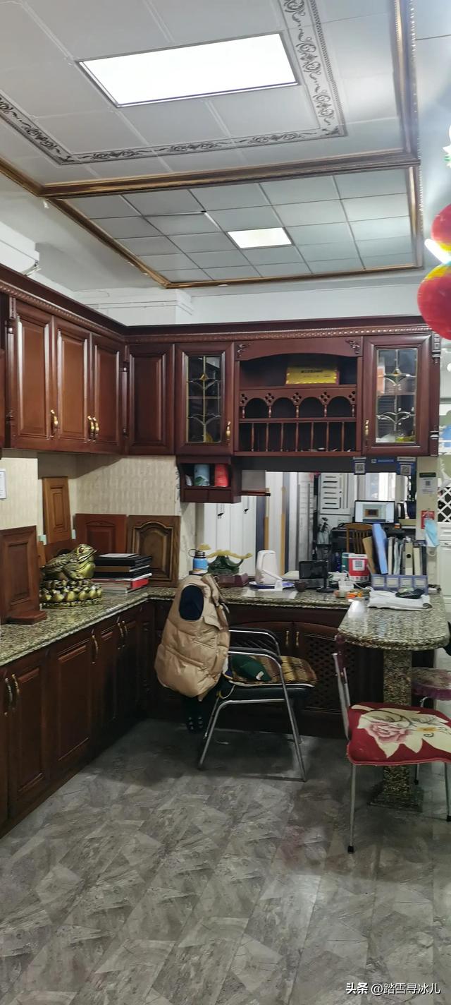 整体橱柜大概价格，整体橱柜一般价格多少（整体橱柜的价格是由什么决定的）