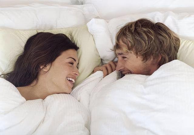 夫妻没有沟通交流有多可怕，婚后无话可说可怕吗（没有夫妻生活的夫妻）