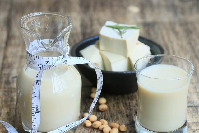 豆浆怎么做好喝，豆浆用哪些食材效果比较好（就能打出香浓顺滑、超级好喝的豆浆）