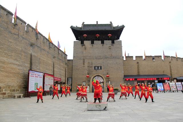 山西历史古城介绍，庭院深深中透着富华