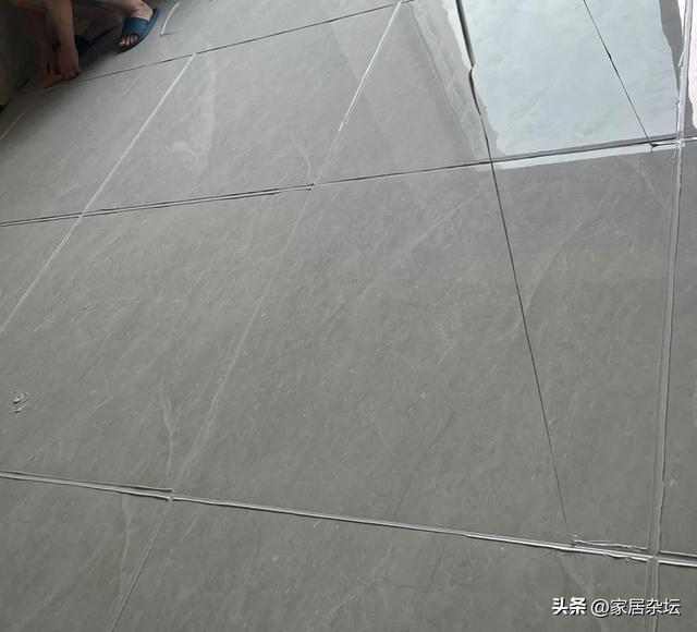 瓷砖美缝用什么材料好，瓷砖美缝用什么美缝剂好（这4点非常不可取）