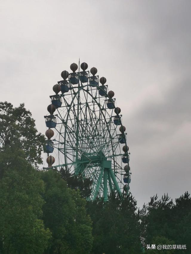 十一假期出游可畅玩银杏湖乐园，湖光山色风景迷人