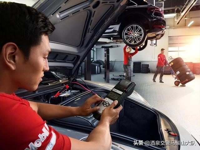 汽车抛锚怎么办，当车辆出现抛锚时应该怎么做（照着这个步骤做就对了）