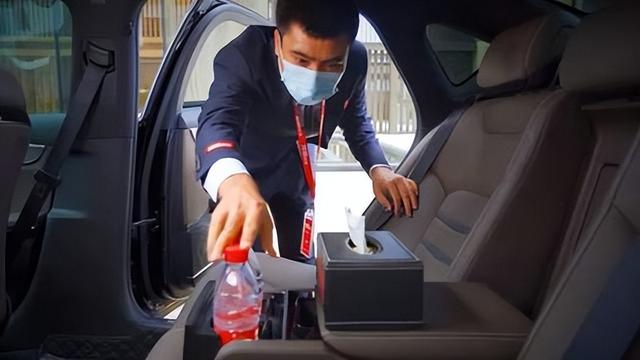 万顺叫车背景调查，404（万顺叫车竞争优势明显）