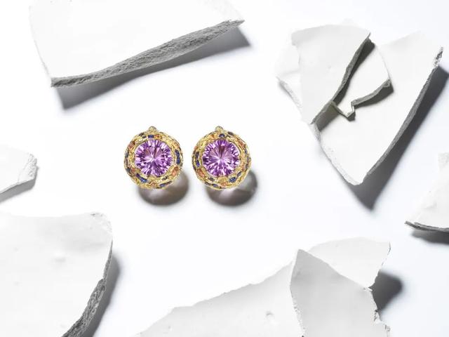 绿水晶的寓意及功效，绿水晶的含义！（水晶丨无瑕胜玉美，至洁过冰清）