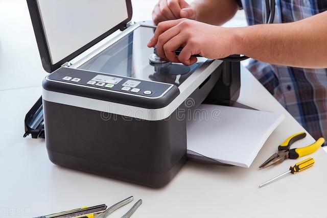 针式打印机不进纸是什么原因，针式打印机不自动进纸了怎么办（开机打印时打印头）