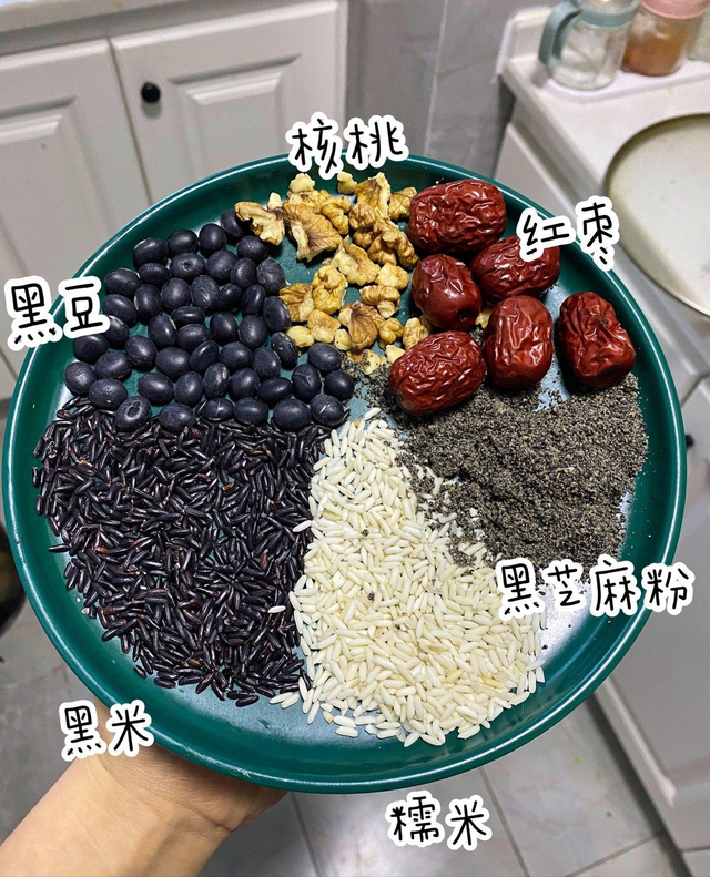 防脱发有什么方法，有没有防脱发的方法啊（减少脱发的7个好习惯）