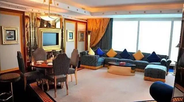 迪拜帆船酒店简介，迪拜帆船酒店介绍（80张高清图带你走进迪拜七星级帆船酒店）