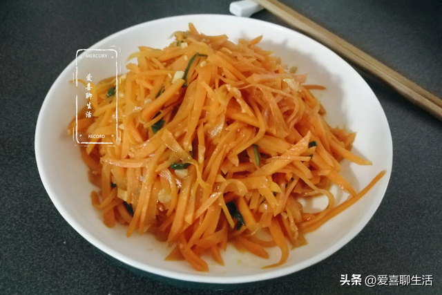 吃胡萝卜能长高吗，胡萝卜有助于排便吗（却是护眼长个的好帮手）