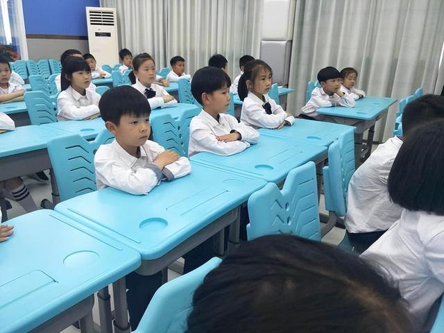 班名大全含有寓意，有哪些含有寓意的班名（小学生连名带姓才3笔画）