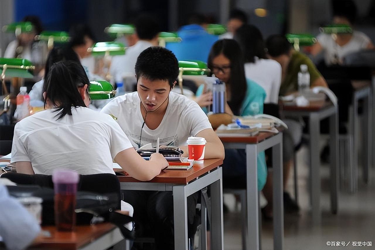 电子科技学校（电子科技大学2022级本科新生数据）