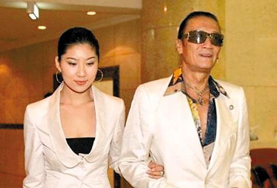谢贤前女友Coco：用12年青春换来2000万分手费，36岁的她怎么样了