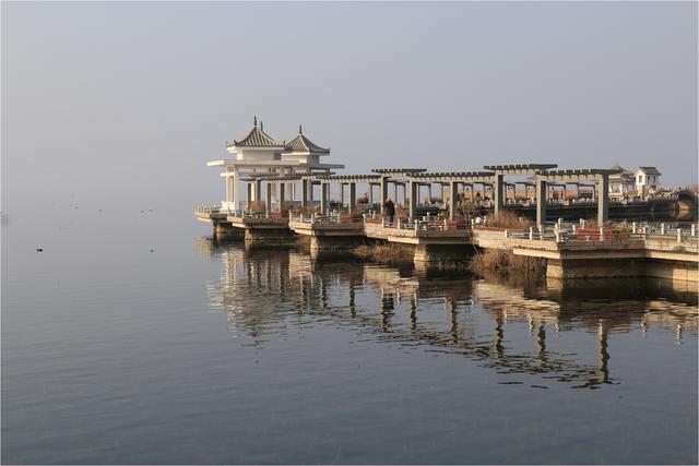 抚仙湖旅游，抚仙湖旅游攻略（胡言摄影抚仙湖16年的50幅照片）