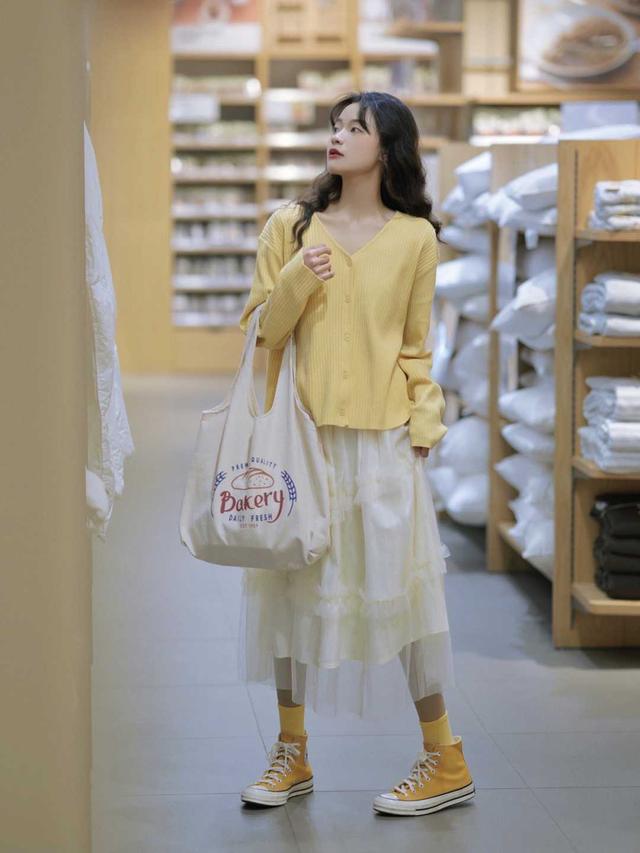 帆布鞋应该怎么挑选，帆布鞋应该怎么挑选好（帆布鞋依然是top1）