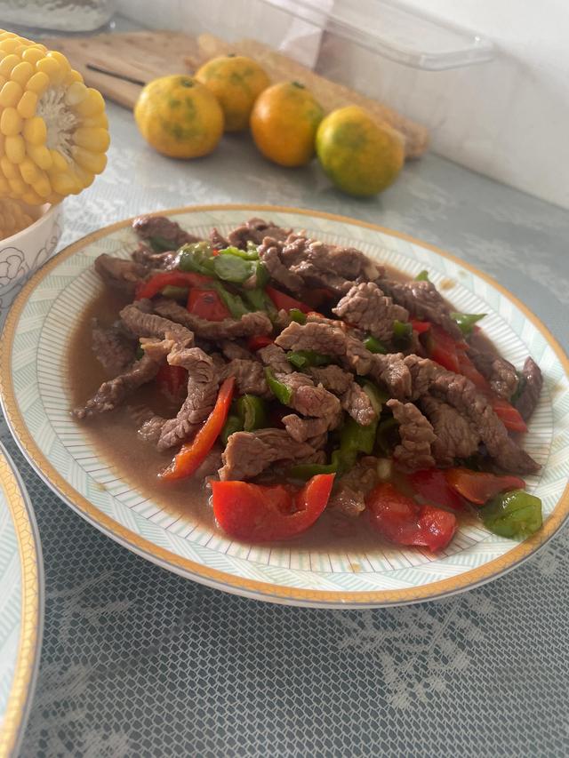 冰红茶怎么做呢，怎么做冰红茶（嫩嫩的小炒牛肉到底怎么做）