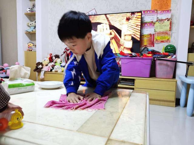 把孩子的什么发展需要作为，孩子全面发展的重要性（妈妈越懒养出的孩子越有出息）