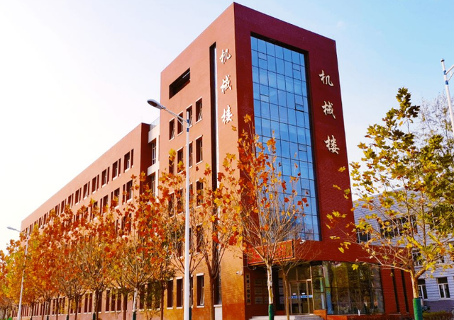 河北建筑工程学院是一本还是二本，河北建筑工程学院是几本大学（河北有所二本大学很低调）