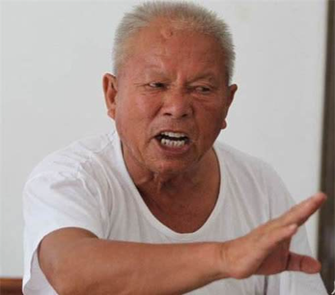 黄河捞尸人，黄河捞尸人捞死尸图片（用烟味掩盖身上的“尸臭”）