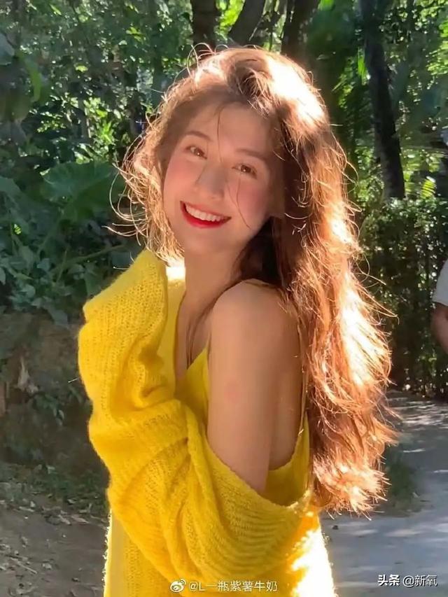 个性妩媚头像女，一点小性感 一点小妩媚微信（随便一张都是会被美少女们拿来做头像的程度）