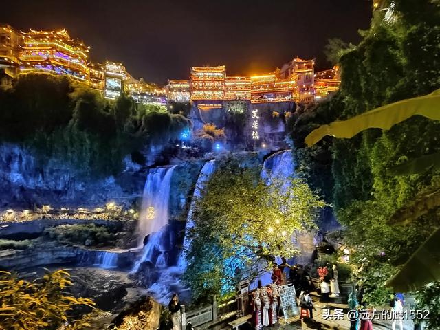 芙蓉镇门票多少钱，芙蓉古镇门票免费时间（自驾游湘西芙蓉镇）