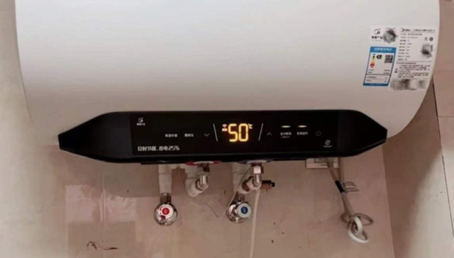 电热水器安全吗，即热式电热水器安全吗（电热水器别再装卫浴了）