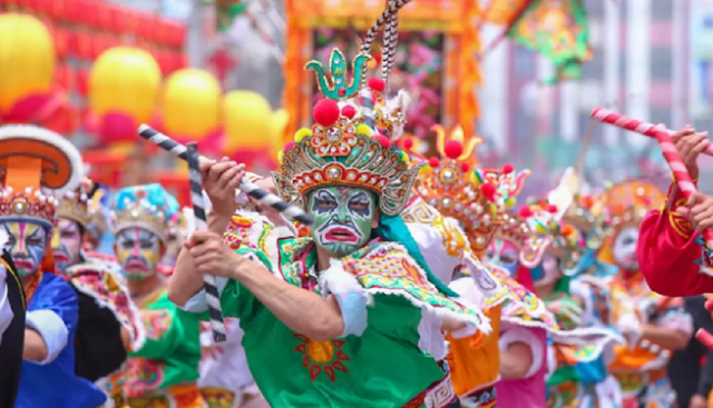 广东舞狮过年，都是“硬核”年俗