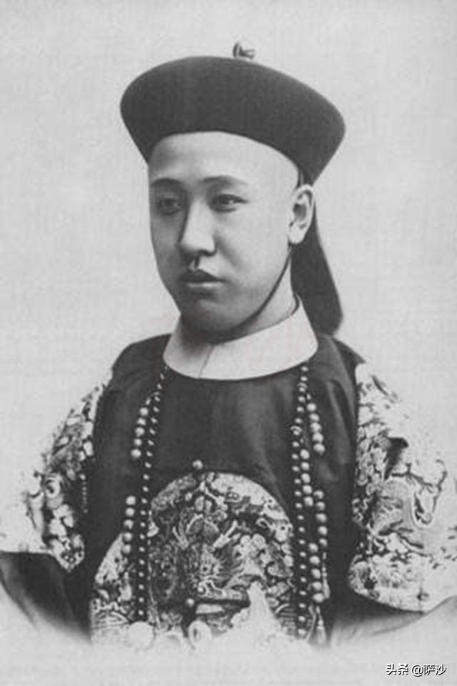 国民党成立时间，国民党代表的是哪个阶级利益（为什么汪精卫被清廷抓捕后没有处死）