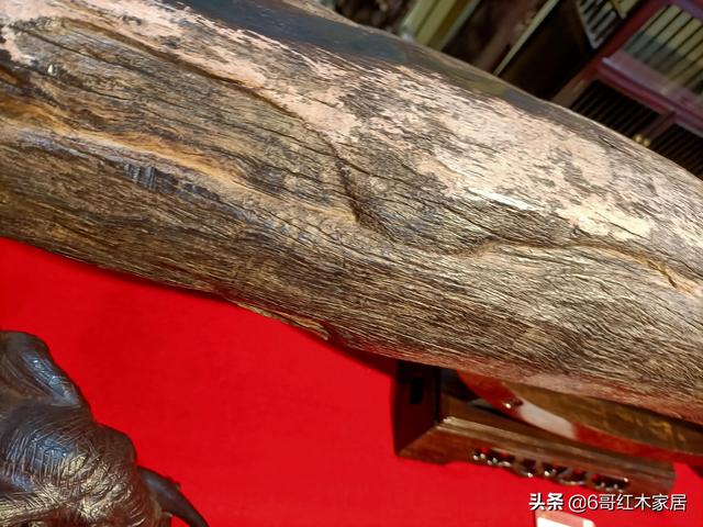 小叶紫檀牛毛纹，小叶紫檀直丝纹特征（紫檀里面的牛毛纹是什么东东）