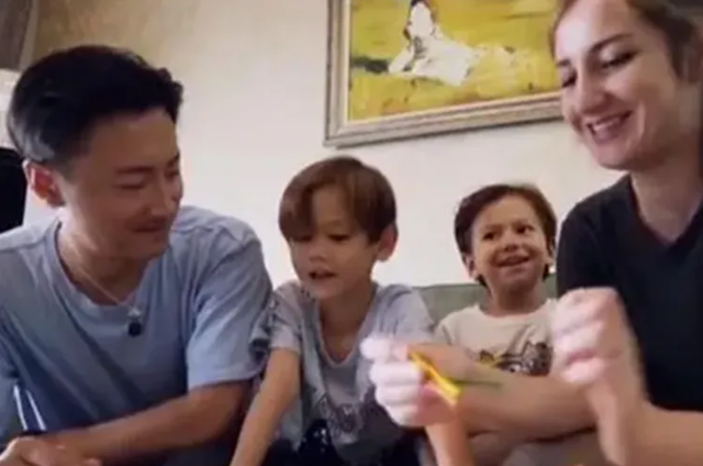 娶了儿媳妇的女人，娶了儿媳后，一家人的生活一言难尽（重庆小伙娶法国美女）