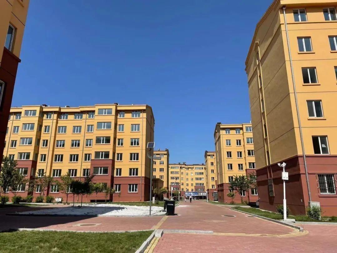 带着憧憬涌入"鹤岗"