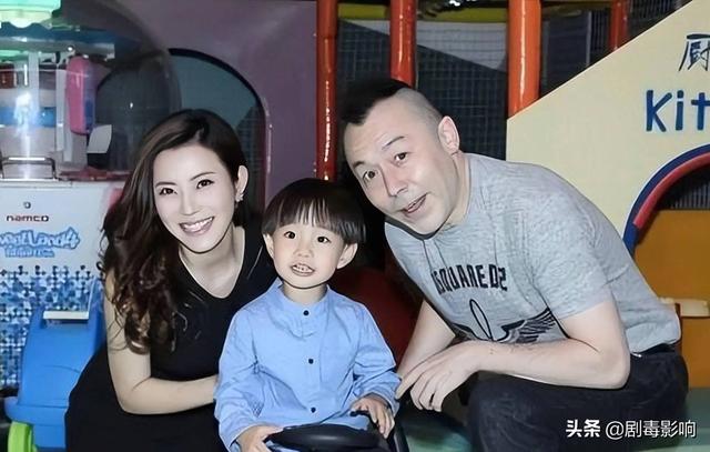 阴阳路之抄墓碑，电影阴阳路之抄墓碑剧情介绍（58岁“鬼王”雷宇扬娇妻成网红）