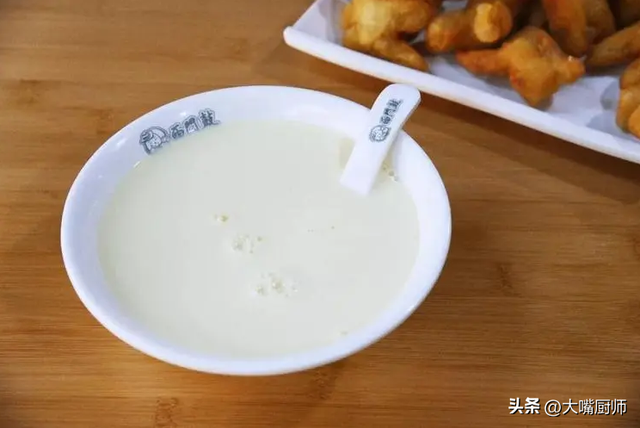 破壁机打豆浆的正确做法，怎样用破壁豆浆机做豆浆（豆子泡好别直接打）