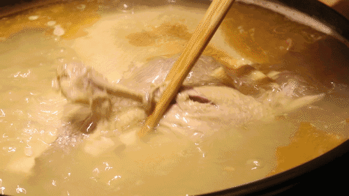 鸭子吃什么东西作为食物，吃鸭子和什么食物相克（中国人，怎么这么会吃鸭）