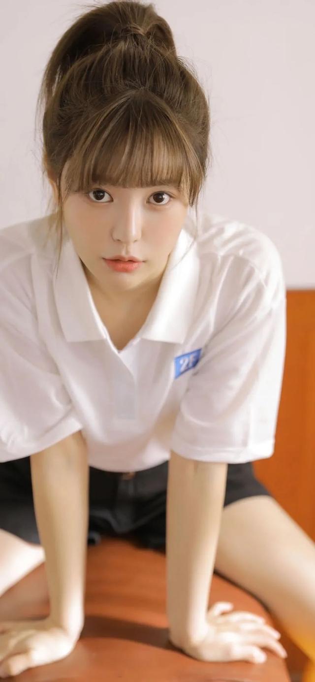 抖音很火的图，抖音很火的图片加文字（超好看的抖音热门潮图壁纸精选）