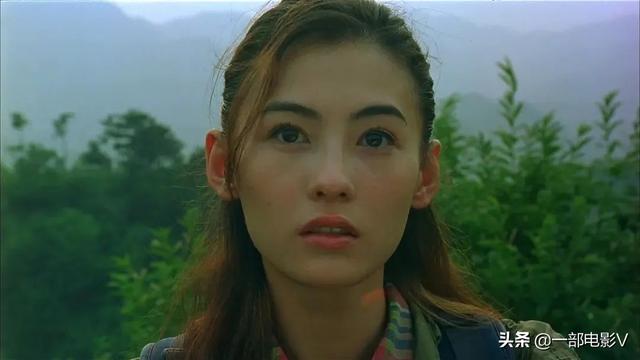 大块头有大智慧断头照，大块头大智慧。后面孙果把李凤怡的头砍掉了（由神作变烂片的电影《大块头有大智慧》）