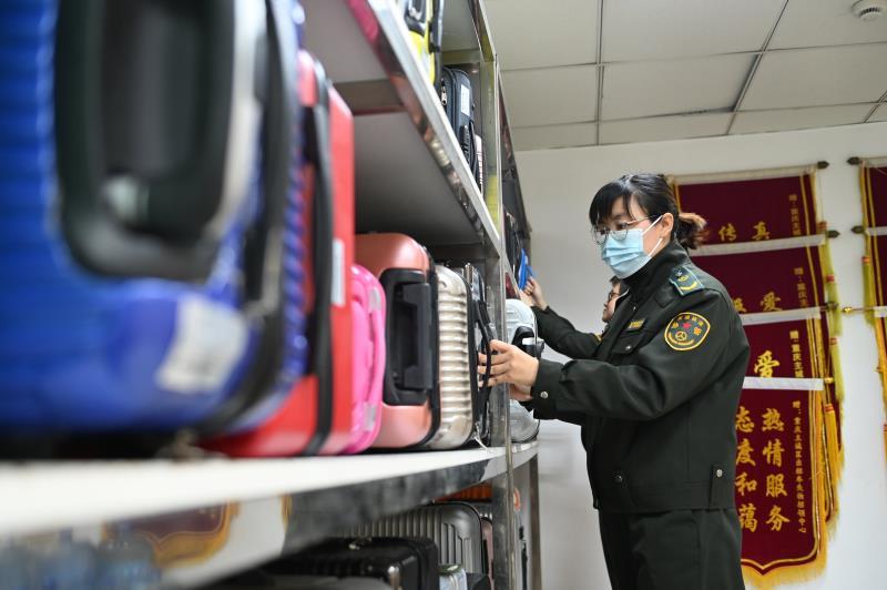 东西丢出租车上打12328(12328投诉出租车有用吗)